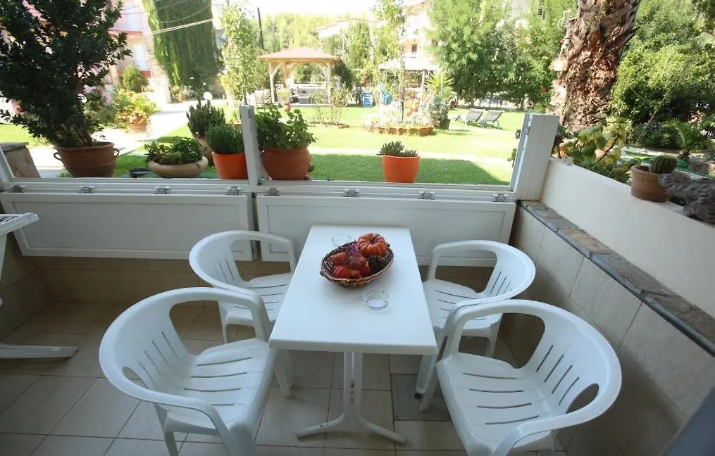 Tsitsirikos Studios Apartment Toroni Greece